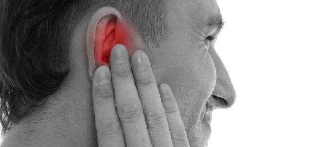 Причины появления прыщей в ушах и как от них избавиться