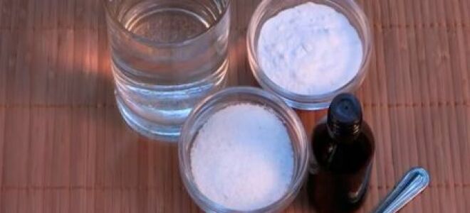 О полоскании горла: можно ли смешивать соду с солью и еще добавлять йод?